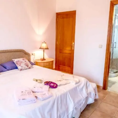 3 Bedrooms House With Enclosed Garden And Wifi At La Oliva 8 Km Away From The Beach Holiday home *