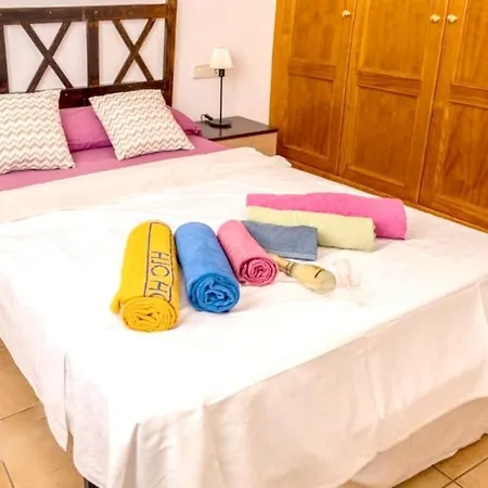Vakantiehuis 3 Bedrooms House With Enclosed Garden And Wifi At La Oliva 8 Km Away From The Beach La Oliva