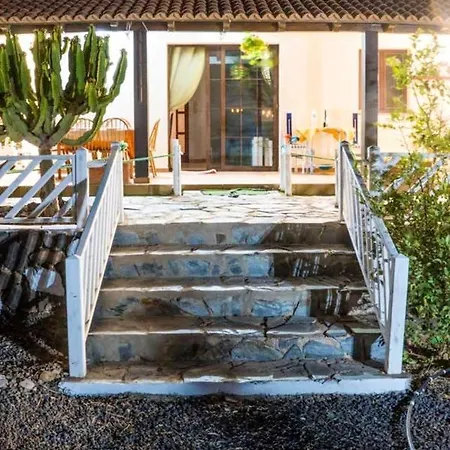 Holiday home 3 Bedrooms House With Enclosed Garden And Wifi At La Oliva 8 Km Away From The Beach