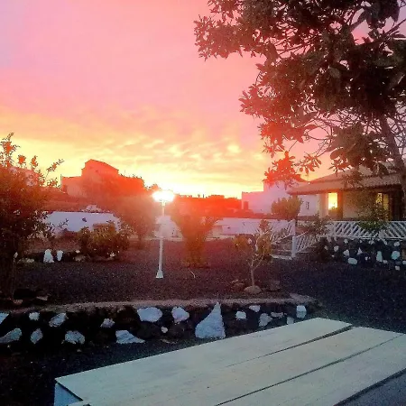 3 Bedrooms House With Enclosed Garden And Wifi At La Oliva 8 Km Away From The Beach La Oliva