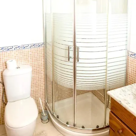 3 Bedrooms House With Enclosed Garden And Wifi At La Oliva 8 Km Away From The Beach Vakantiehuis
