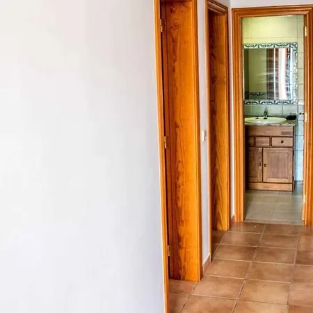 Holiday home 3 Bedrooms House With Enclosed Garden And Wifi At La Oliva 8 Km Away From The Beach *